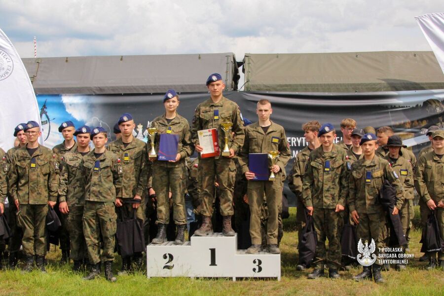Podsumowanie trzeciej edycji projektu edukacyjnego „W służbie Ojczyźnie”, fot. 1 Podlaska Brygada Obrony Terytorialnej