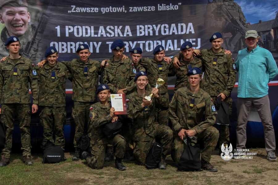 Podsumowanie trzeciej edycji projektu edukacyjnego „W służbie Ojczyźnie”, fot. 1 Podlaska Brygada Obrony Terytorialnej