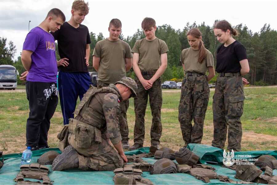 Podsumowanie trzeciej edycji projektu edukacyjnego „W służbie Ojczyźnie”, fot. 1 Podlaska Brygada Obrony Terytorialnej