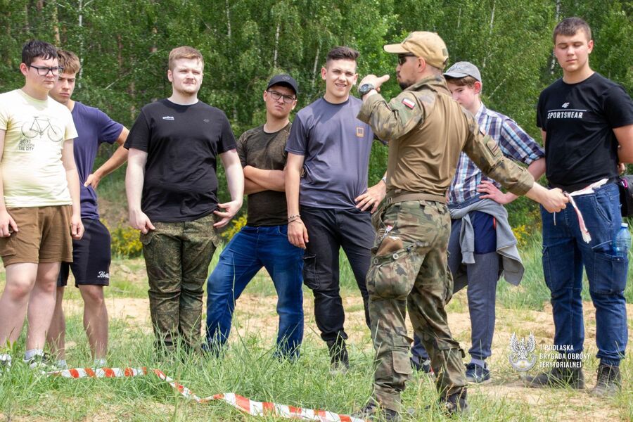 Podsumowanie trzeciej edycji projektu edukacyjnego „W służbie Ojczyźnie”, fot. 1 Podlaska Brygada Obrony Terytorialnej