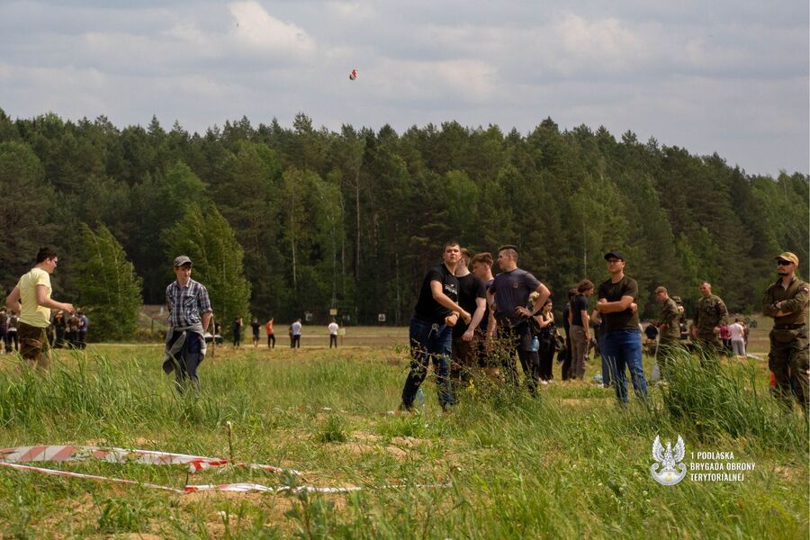 Podsumowanie trzeciej edycji projektu edukacyjnego „W służbie Ojczyźnie”, fot. 1 Podlaska Brygada Obrony Terytorialnej