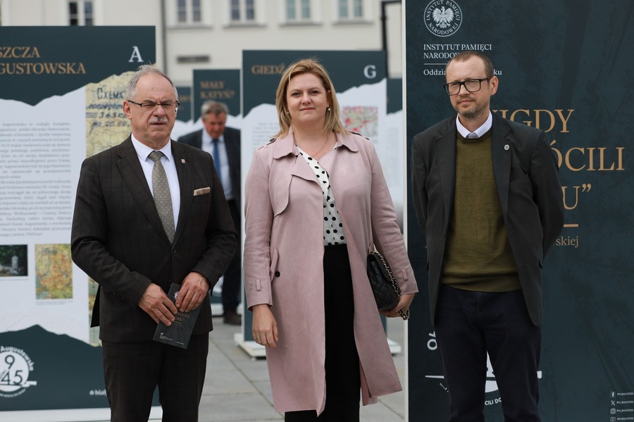 Otwarcie wystawy „… i nigdy nie wrócili do domu. Alfabet Obławy Augustowskiej” w Suwałkach – 10 czerwca 2025, fot. Paula Prudziłowicz (IPN)