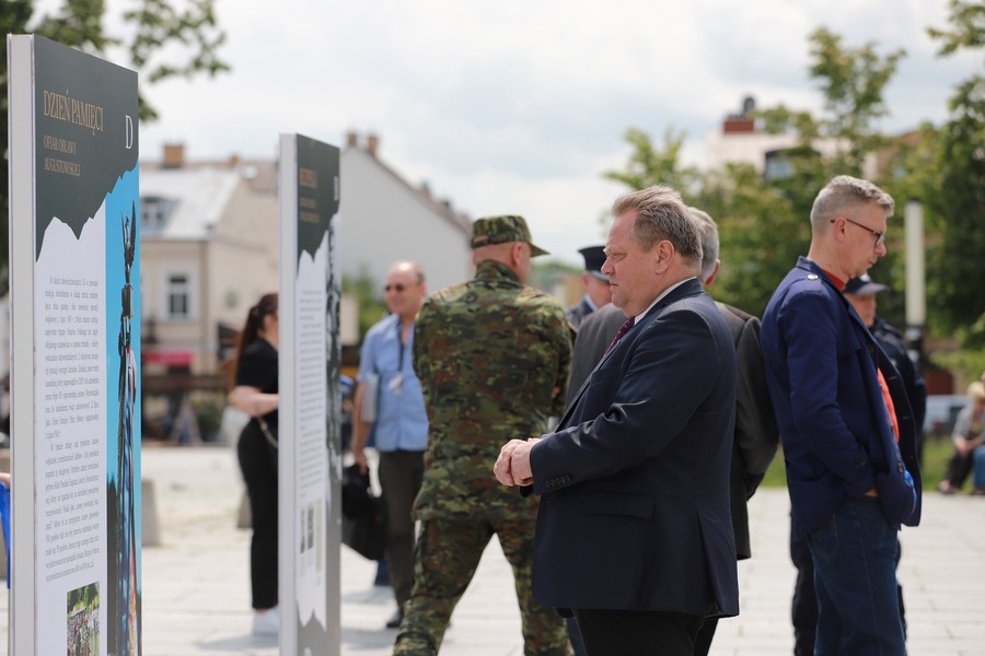 Otwarcie wystawy „… i nigdy nie wrócili do domu. Alfabet Obławy Augustowskiej” w Suwałkach – 10 czerwca 2025, fot. Paula Prudziłowicz (IPN)