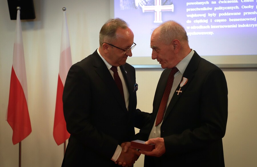 Uroczystość wręczenia działaczom opozycji antykomunistycznej Krzyży Wolności i Solidarności – 12 czerwca 2025, fot. Paula Prudziłowicz (IPN)