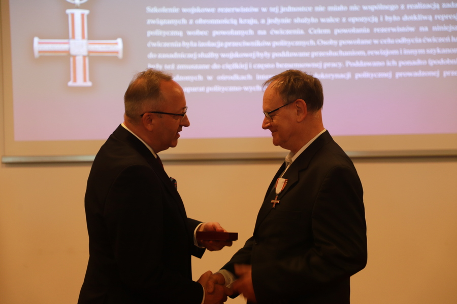 Uroczystość wręczenia działaczom opozycji antykomunistycznej Krzyży Wolności i Solidarności – 12 czerwca 2025, fot. Paula Prudziłowicz (IPN)