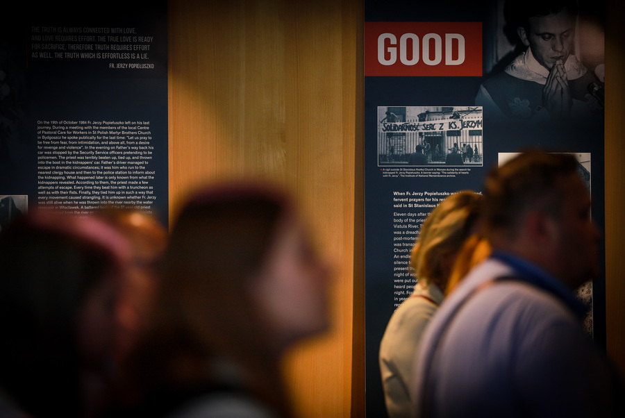 Otwarcie wystawy „Dekalog ks. Jerzego”, poświęconej bł. ks. Jerzemu Popiełuszce w Parlamencie Europejskim – 15 lipca 2025, fot. Paula Prudziłowicz (IPN)