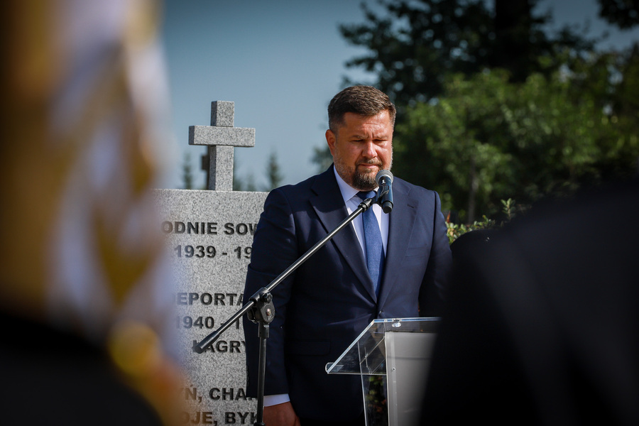 Uroczystość odsłonięcia i poświęcenia upamiętnienia Polskiej Drogi Krzyżowej w Bielsku Podlaskim – 5 września 2025, fot. Paula Prudziłowicz (IPN)