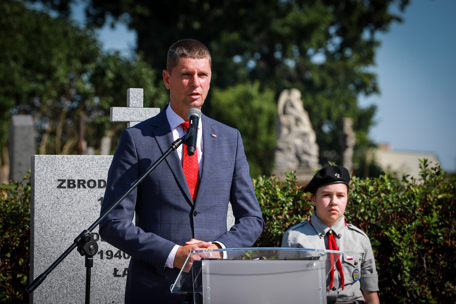 Uroczystość odsłonięcia i poświęcenia upamiętnienia Polskiej Drogi Krzyżowej w Bielsku Podlaskim – 5 września 2025, fot. Paula Prudziłowicz (IPN)