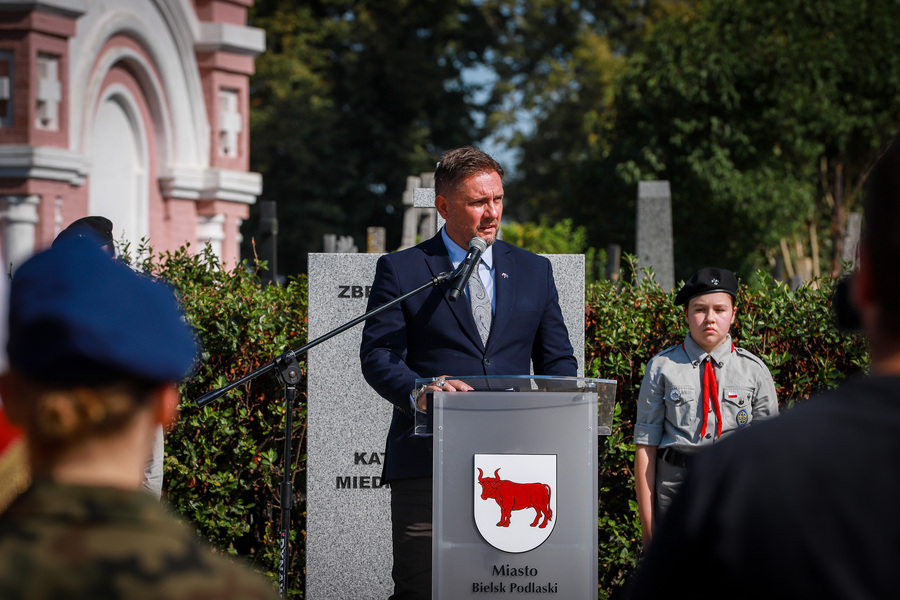 Uroczystość odsłonięcia i poświęcenia upamiętnienia Polskiej Drogi Krzyżowej w Bielsku Podlaskim – 5 września 2025, fot. Paula Prudziłowicz (IPN)