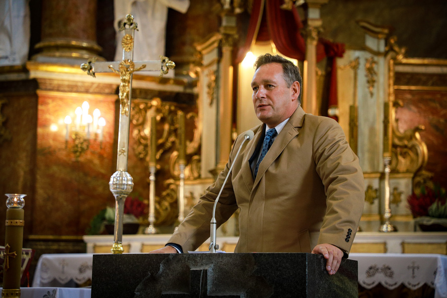 Odsłonięcie „Serca dla Inki” w Sanktuarium Maryjnym w Różanymstoku – wyjątkowego upamiętnienia Danuty Siedzikówny „Inki”, sanitariuszki 5. Wileńskiej Brygady Armii Krajowej – 28 września 2025, fot.  Paula Prudziłowicz (IPN)