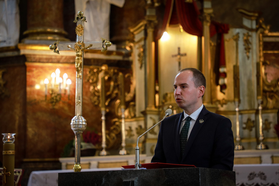 Odsłonięcie „Serca dla Inki” w Sanktuarium Maryjnym w Różanymstoku – wyjątkowego upamiętnienia Danuty Siedzikówny „Inki”, sanitariuszki 5. Wileńskiej Brygady Armii Krajowej – 28 września 2025, fot.  Paula Prudziłowicz (IPN)