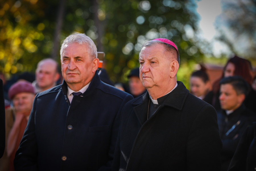 Narodowy Dzień Duchownych Niezłomnych – odsłonięcie muralu upamiętniającego ks. Franciszka Blachnickiego (24.03.1921–27.02.1987) ufundowanego przez Instytut Pamięci Narodowej – 19 października 2025, fot. Paula Prudziłowicz (IPN)