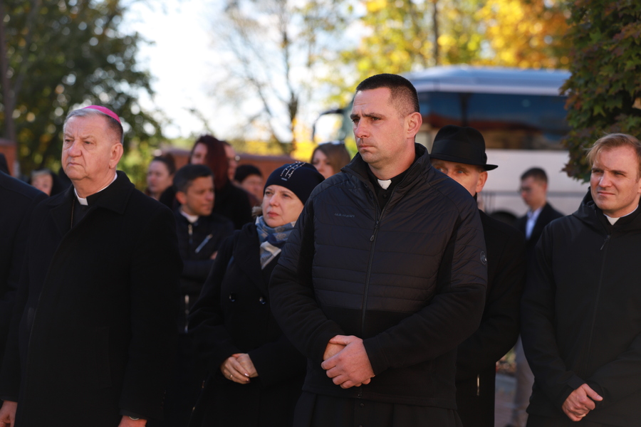 Narodowy Dzień Duchownych Niezłomnych – odsłonięcie muralu upamiętniającego ks. Franciszka Blachnickiego (24.03.1921–27.02.1987) ufundowanego przez Instytut Pamięci Narodowej – 19 października 2025, fot. Paula Prudziłowicz (IPN)