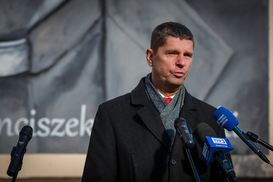 Narodowy Dzień Duchownych Niezłomnych – odsłonięcie muralu upamiętniającego ks. Franciszka Blachnickiego (24.03.1921–27.02.1987) ufundowanego przez Instytut Pamięci Narodowej – 19 października 2025, fot. Paula Prudziłowicz (IPN)