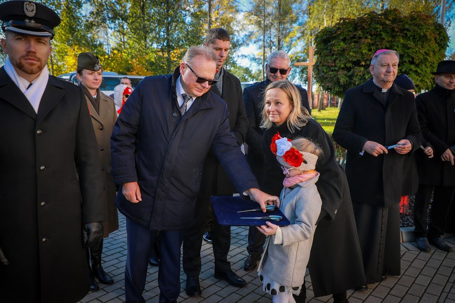 Narodowy Dzień Duchownych Niezłomnych – odsłonięcie muralu upamiętniającego ks. Franciszka Blachnickiego (24.03.1921–27.02.1987) ufundowanego przez Instytut Pamięci Narodowej – 19 października 2025, fot. Paula Prudziłowicz (IPN)
