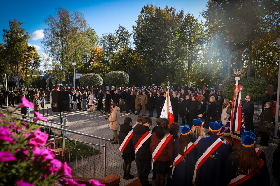 Narodowy Dzień Duchownych Niezłomnych – odsłonięcie muralu upamiętniającego ks. Franciszka Blachnickiego (24.03.1921–27.02.1987) ufundowanego przez Instytut Pamięci Narodowej – 19 października 2025, fot. Paula Prudziłowicz (IPN)