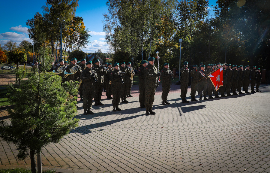 Narodowy Dzień Duchownych Niezłomnych – odsłonięcie muralu upamiętniającego ks. Franciszka Blachnickiego (24.03.1921–27.02.1987) ufundowanego przez Instytut Pamięci Narodowej – 19 października 2025, fot. Paula Prudziłowicz (IPN)