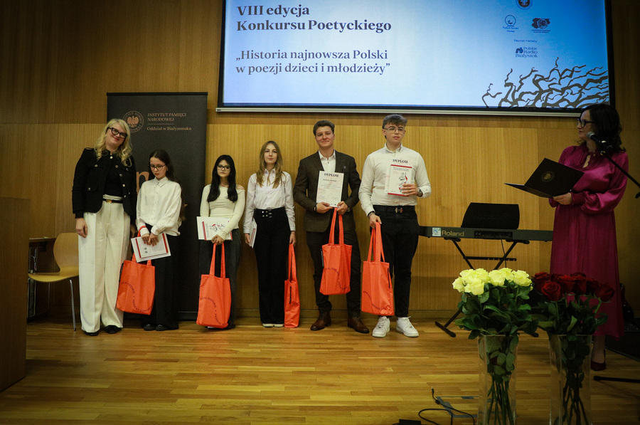 Gala VIII edycji Konkursu Poetyckiego „Historia najnowsza Polski w poezji dzieci i młodzieży” – 28 października 2025, fot. Paula Prudziłowicz (IPN)