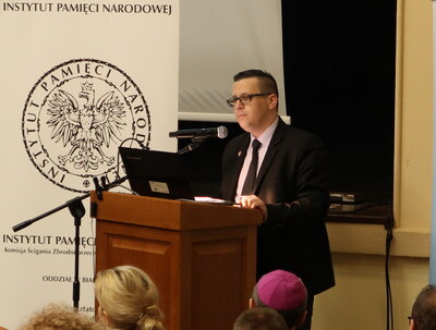 Wystąpienie dr. Pawła Warota, naczelnika OBEN IPN w Białymstoku