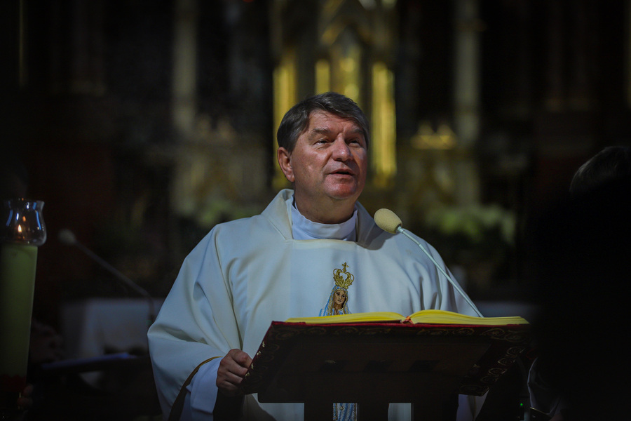 Uroczyste odsłonięcie i poświęcenie pomnika żołnierzy Wojska Polskiego na cmentarzu parafialnym w Dąbrowie Białostockiej – 16 listopada 2025, fot. Paula Prudziłowicz (IPN)