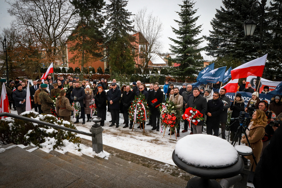 Obchody 87. rocznicy śmierci Romana Dmowskiego – Drozdowo, 2.01.2026, fot. Paula Prudziłowicz (IPN)