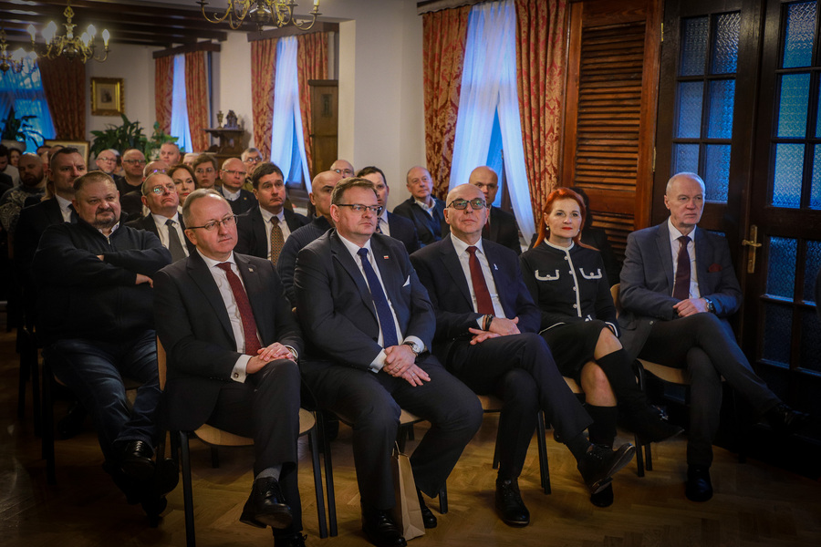 Obchody 87. rocznicy śmierci Romana Dmowskiego – Drozdowo, 2.01.2026, fot. Paula Prudziłowicz (IPN)