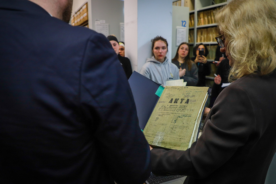 Odwiedziny przedstawicieli organizacji Yahad-in Unum oraz grupy studentów i profesorów z Uniwersytetu w Albi we Francji – 10 marca 2026, fot. Paula Prudziłowicz (IPN)