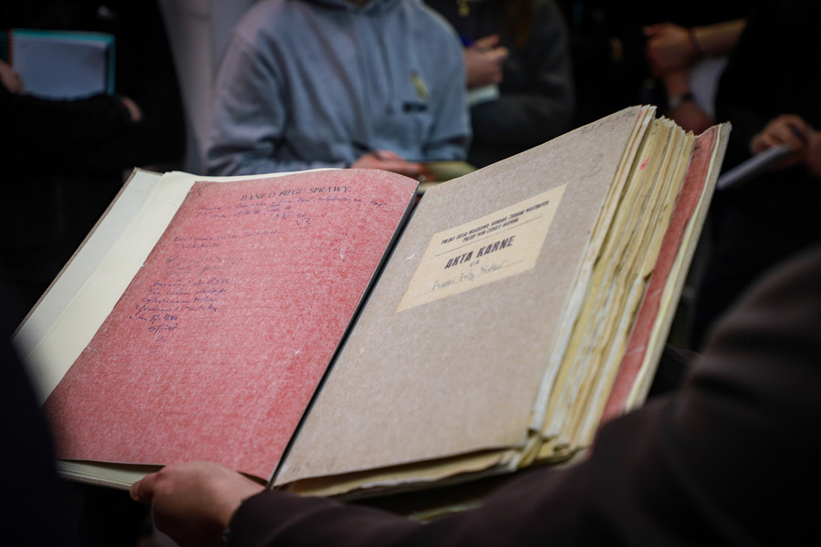 Odwiedziny przedstawicieli organizacji Yahad-in Unum oraz grupy studentów i profesorów z Uniwersytetu w Albi we Francji – 10 marca 2026, fot. Paula Prudziłowicz (IPN)