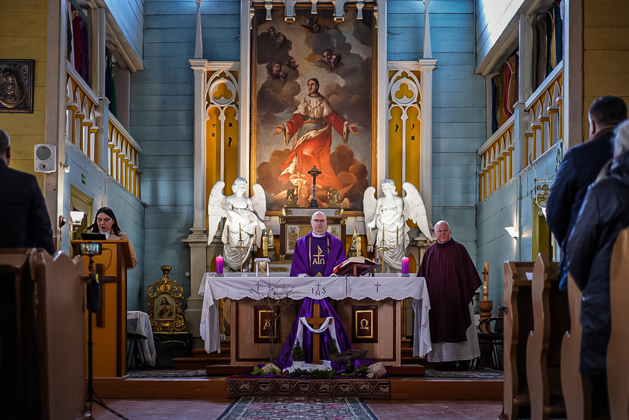 Uroczystość oznaczenia i poświęcenia pomnika nagrobnego kpr. Napoleona Ciukszy ps. „Waligóra” – żołnierza Armii Krajowej w Powiewiórce na Litwie – 21 marca 2026, fot. Mateusz Niegowski (IPN)