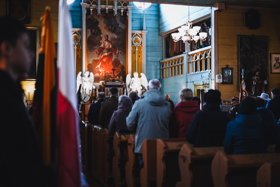 Uroczystość oznaczenia i poświęcenia pomnika nagrobnego kpr. Napoleona Ciukszy ps. „Waligóra” – żołnierza Armii Krajowej w Powiewiórce na Litwie – 21 marca 2026, fot. Mateusz Niegowski (IPN)
