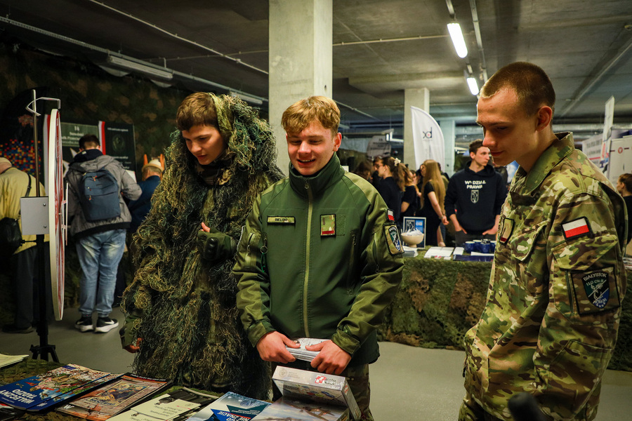 Oddział Instytutu Pamięci Narodowej w Białymstoku na Wojskowych Targach Służby i Pracy – 17 kwietnia 2026, fot. Paula Prudziłowicz (IPN)