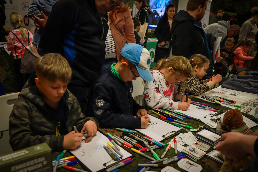 Oddział Instytutu Pamięci Narodowej w Białymstoku na Wojskowych Targach Służby i Pracy – 17-18 kwietnia 2026, fot. Paula Prudziłowicz (IPN)