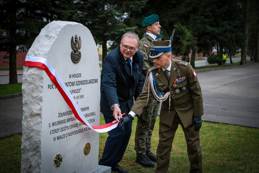 Uroczystość odsłonięcia i poświęcenia obelisku upamiętniającego płk. Zygmunta Szendzielarza ps. „Łupaszka” oraz Żołnierzy Niezłomnych 5. Wileńskiej Brygady Armii Krajowej – 7 maja 2026, fot. Paula Prudziłowicz