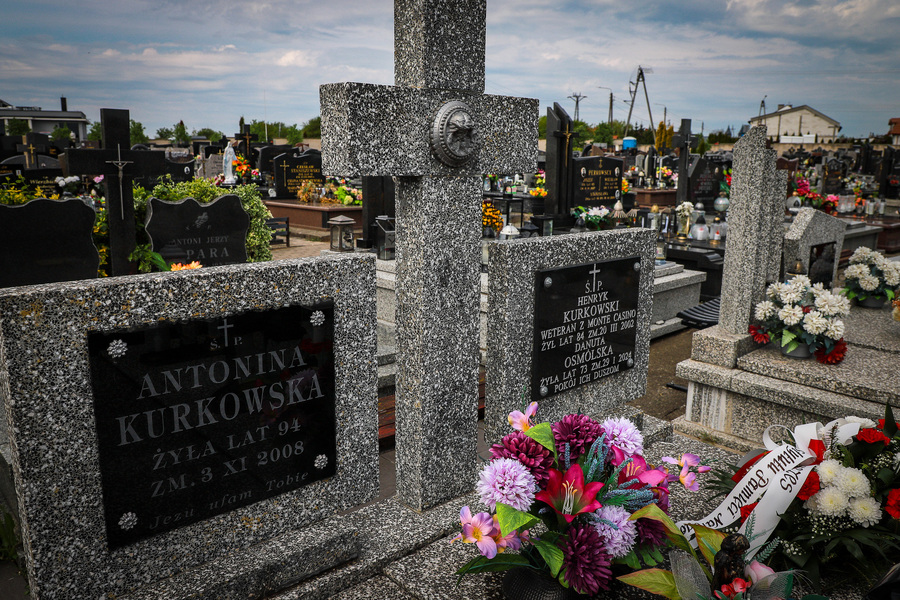 Odsłonięcie i poświęcenie tablicy memoratywnej poświęcone Żołnierzom 2. Korpusu Polskiego – Synom Ziemi Grajewskiej – 18 maja 2026, fot. Paula Prudziłowicz (IPN)