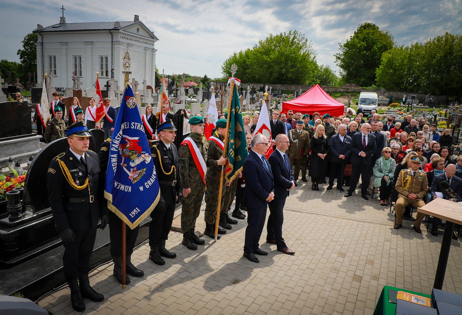 Odsłonięcie i poświęcenie tablicy memoratywnej poświęcone Żołnierzom 2. Korpusu Polskiego – Synom Ziemi Grajewskiej – 18 maja 2026, fot. Paula Prudziłowicz (IPN)