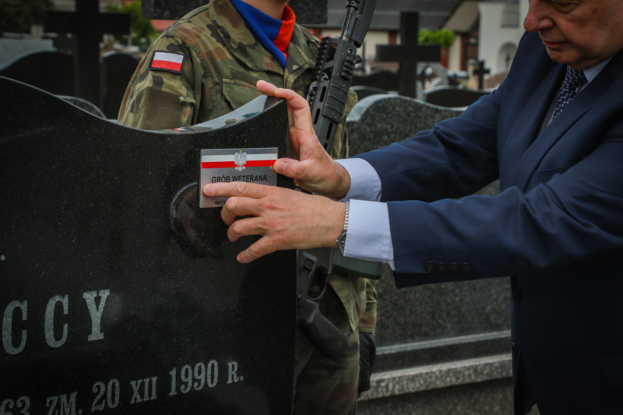 Uroczystość oznaczenia mogiły śp. Jana Tureckiego ,,Olszyny” tabliczką grób weterana w Choroszczy – 24 czerwca 2026, fot. Paula Prudziłowicz (IPN)