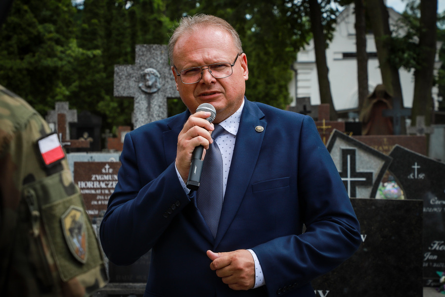 Uroczystość oznaczenia mogiły ppłk. Władysława Kaufmana ,,Bogusława” tabliczką grób weterana w Białymstoku – 30 czerwca 2026, fot. Paula Prudziłowicz (IPN)