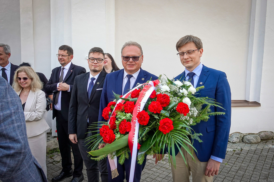 Uroczyste obchody 82. rocznicy operacji „Ostra Brama”. Uroczystości na cmentarzu w Kalwarii Wileńskiej oraz Krawczunach – 13 lipca 2026