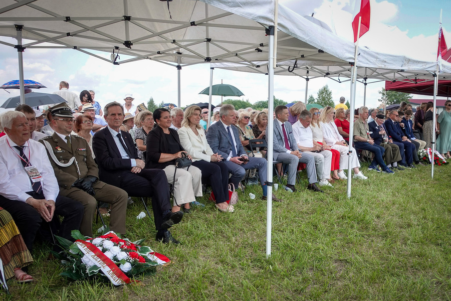 Uroczyste obchody 82. rocznicy operacji „Ostra Brama”. Uroczystości na cmentarzu w Kalwarii Wileńskiej oraz Krawczunach – 13 lipca 2026