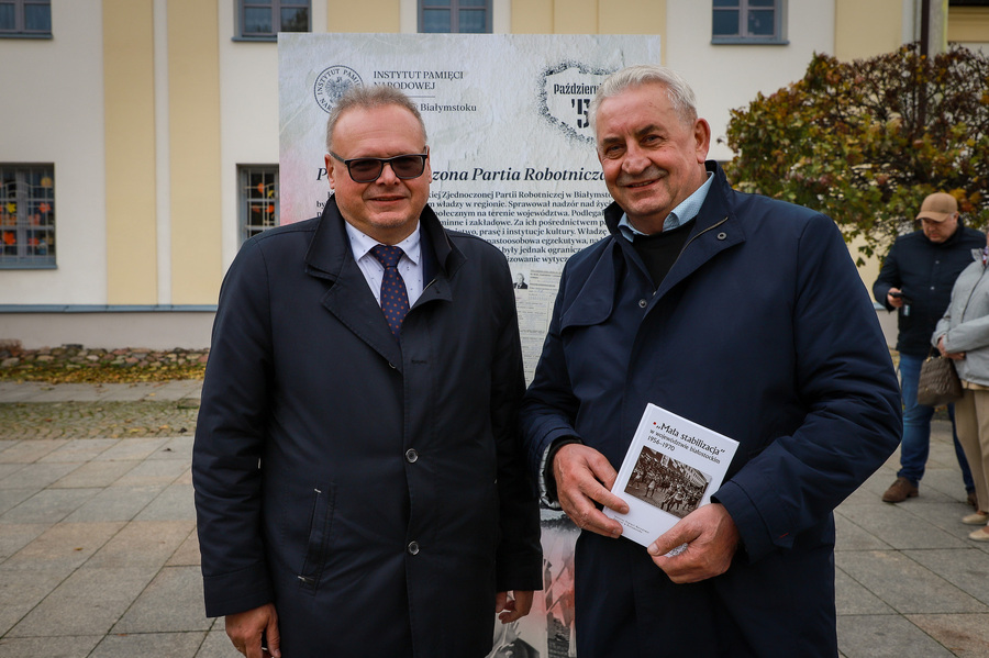 Otwarcie wystawy plenerowej pt. „Kres epoki stalinowskiej. Październik ’56” w 70. rocznicę wydarzeń Polskiego Października – 22 października 2026, fot. Paula Prudziłowicz (IPN)