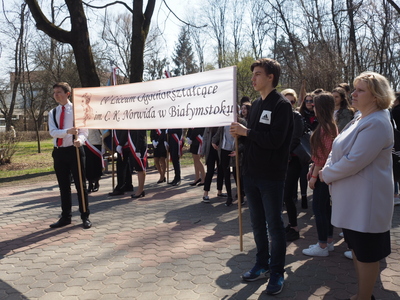 Uczniowie białostockich szkół przybyli na uroczystości