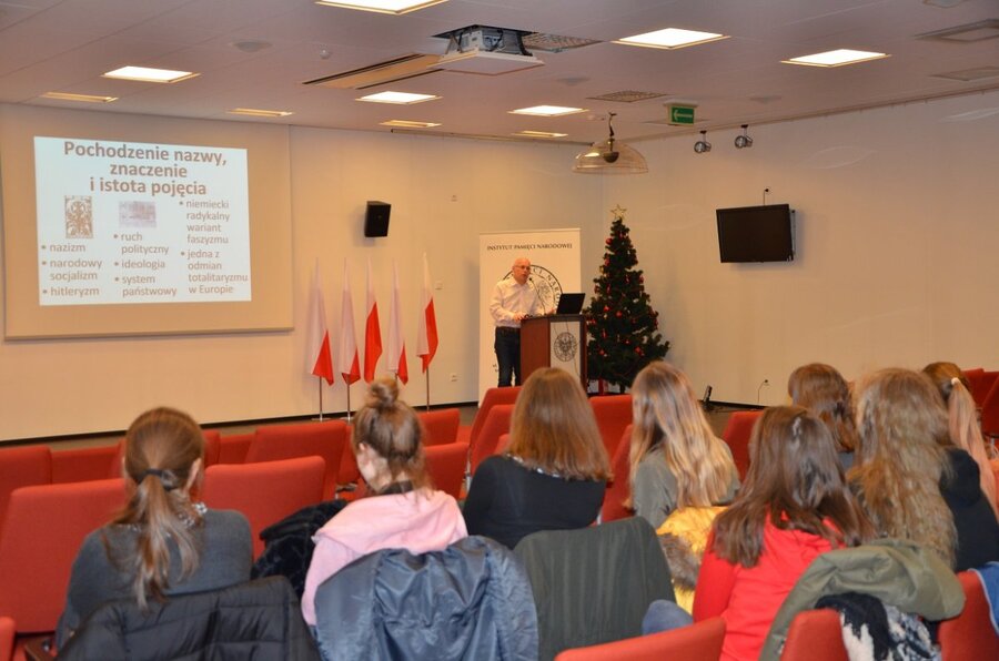 Seminarium: „Totalitaryzmy XX wieku i ich konsekwencje społeczne” – Białystok, 14 stycznia 2019 r.