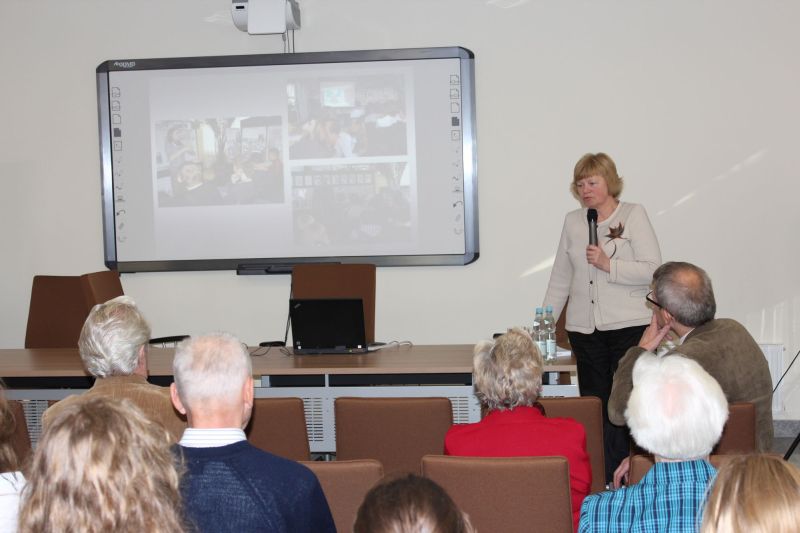 Dr Ewa Rogalewska, kierownik Referatu Edukacji Historycznej OBEP