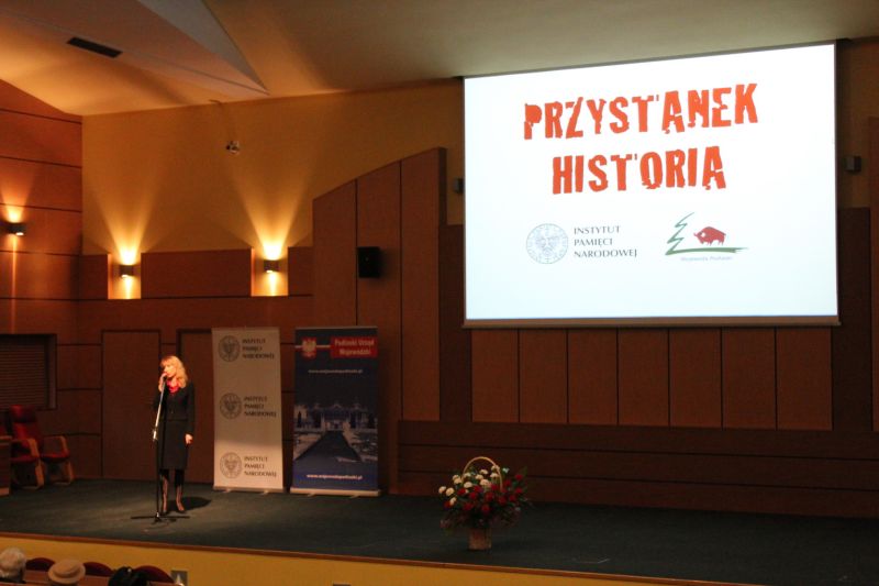 W imieniu wojewody zebranych powitała Ewa Wojewódko, dyrektor generalny PUW