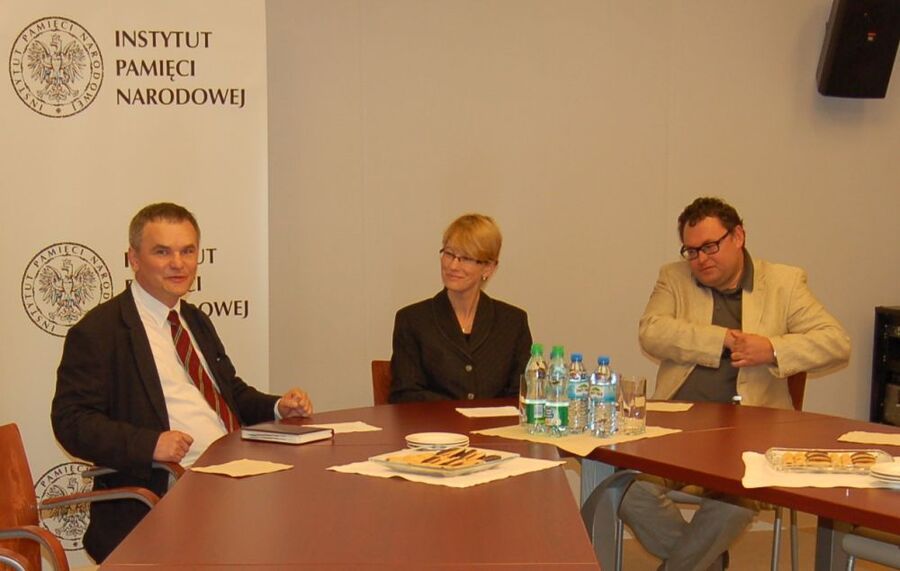 Robert Mrozowski, Barbara Bojaryn-Kazberuk – dyrektor Oddziału IPN w Białymstoku, Szymon Zyberyng