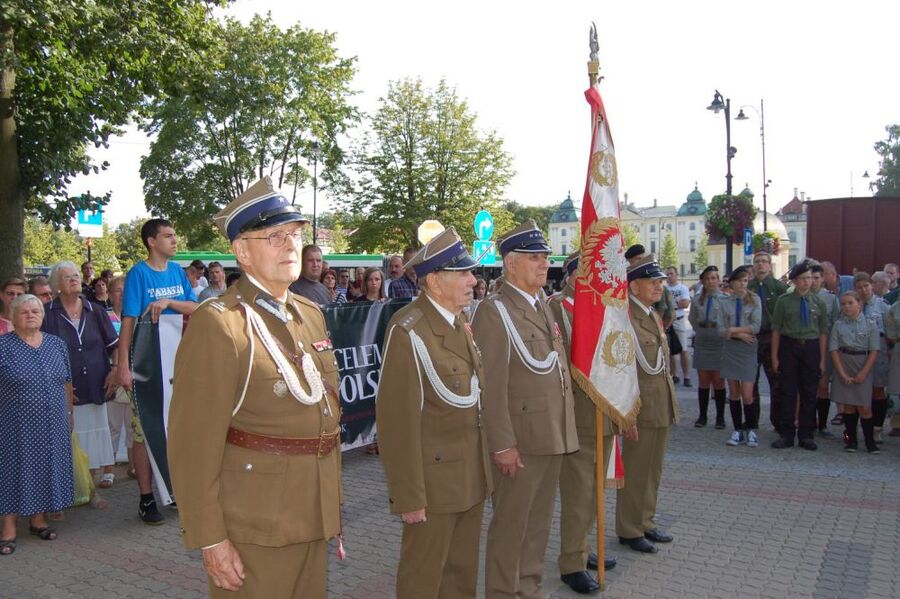 Poczet sztandarowy Okręgu Białystok ŚZŚAK