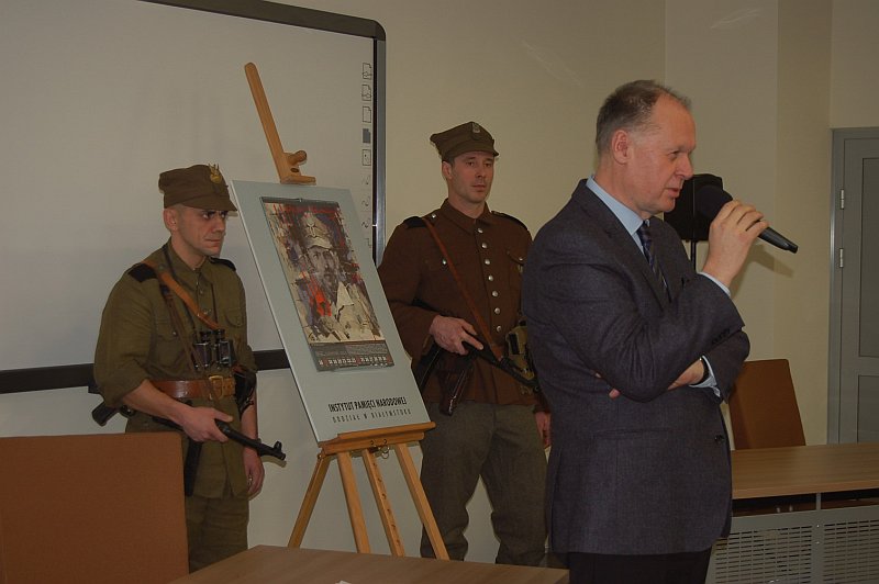 O historii powstania partyzanckich portretów opowiedział Konsul Chodkiewicz