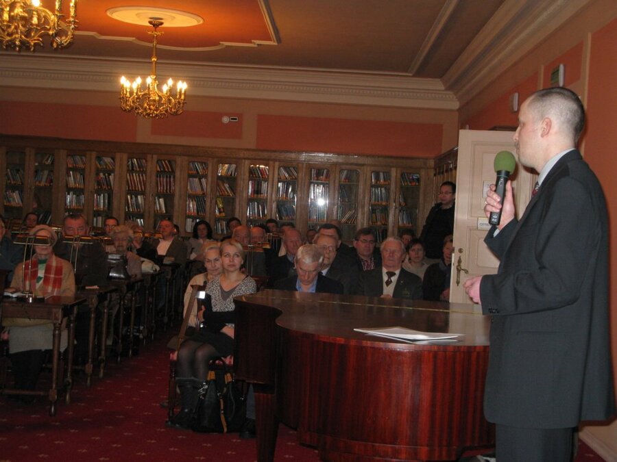 Białostoczanie wypełnili salę Książnicy Podlaskiej 