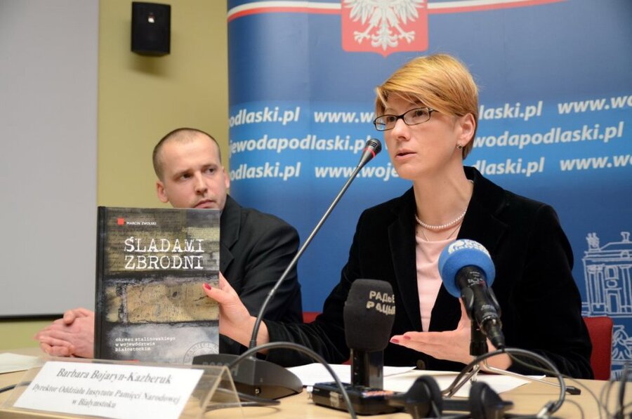 Dyrektor Oddziału IPN w Białymstoku Barbara Bojaryn-Kazberuk mówiła o tym, że zbrodnie okresu stalinowskiego nigdy nie zostały rozliczone