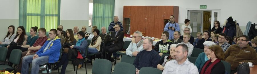 Na spotkanie przybyło około pięćdziesięciu osób